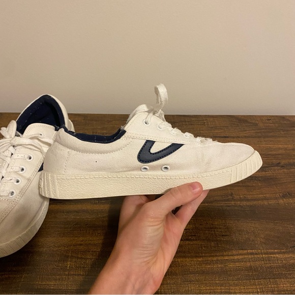 Tretorn White and Navy Blue Canvas Sneakers 6.5 - Picture 4 of 9
